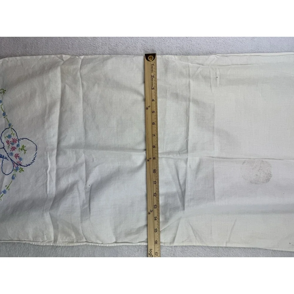 Dresser Scarf Kitchen Towel ViNtAgE hand stitched Brides Baskets 45